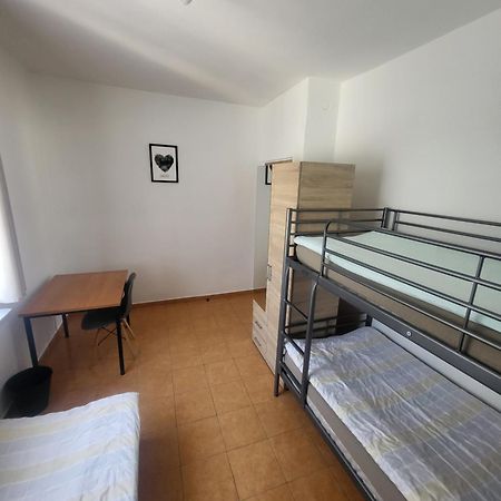 Rooms4Rest Popularna - Private Rooms For Tourists - Atr Consulting Sp, Z O,O, Varşovia Exterior foto