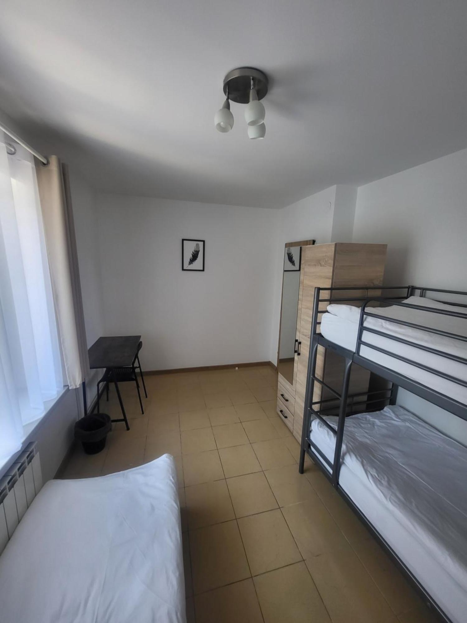 Rooms4Rest Popularna - Private Rooms For Tourists - Atr Consulting Sp, Z O,O, Varşovia Exterior foto