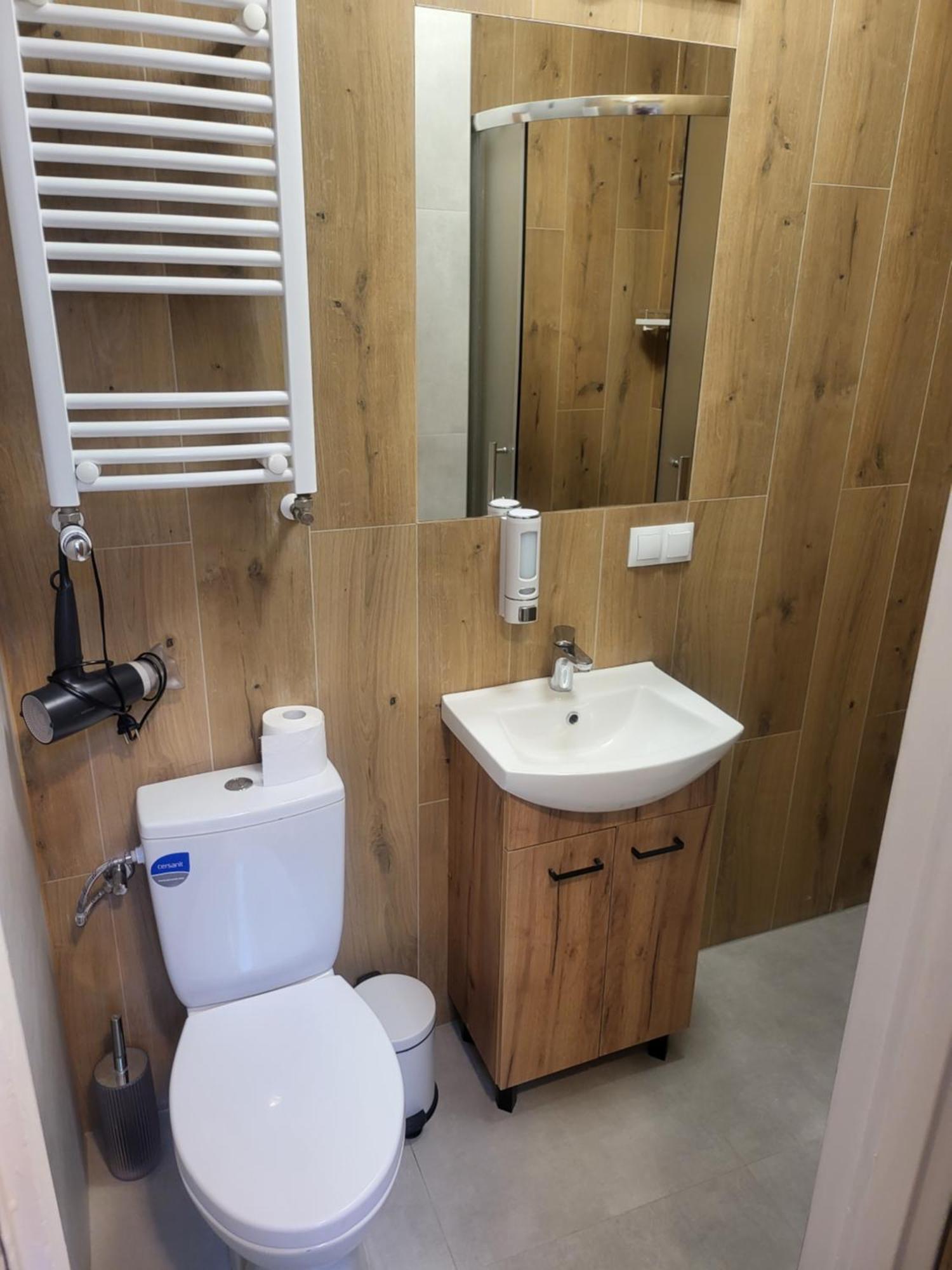Rooms4Rest Popularna - Private Rooms For Tourists - Atr Consulting Sp, Z O,O, Varşovia Exterior foto