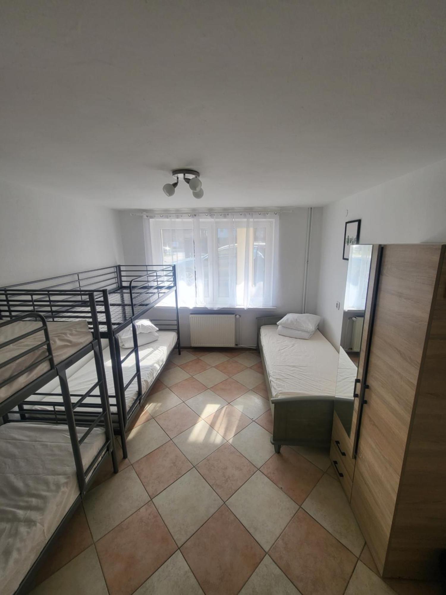 Rooms4Rest Popularna - Private Rooms For Tourists - Atr Consulting Sp, Z O,O, Varşovia Exterior foto