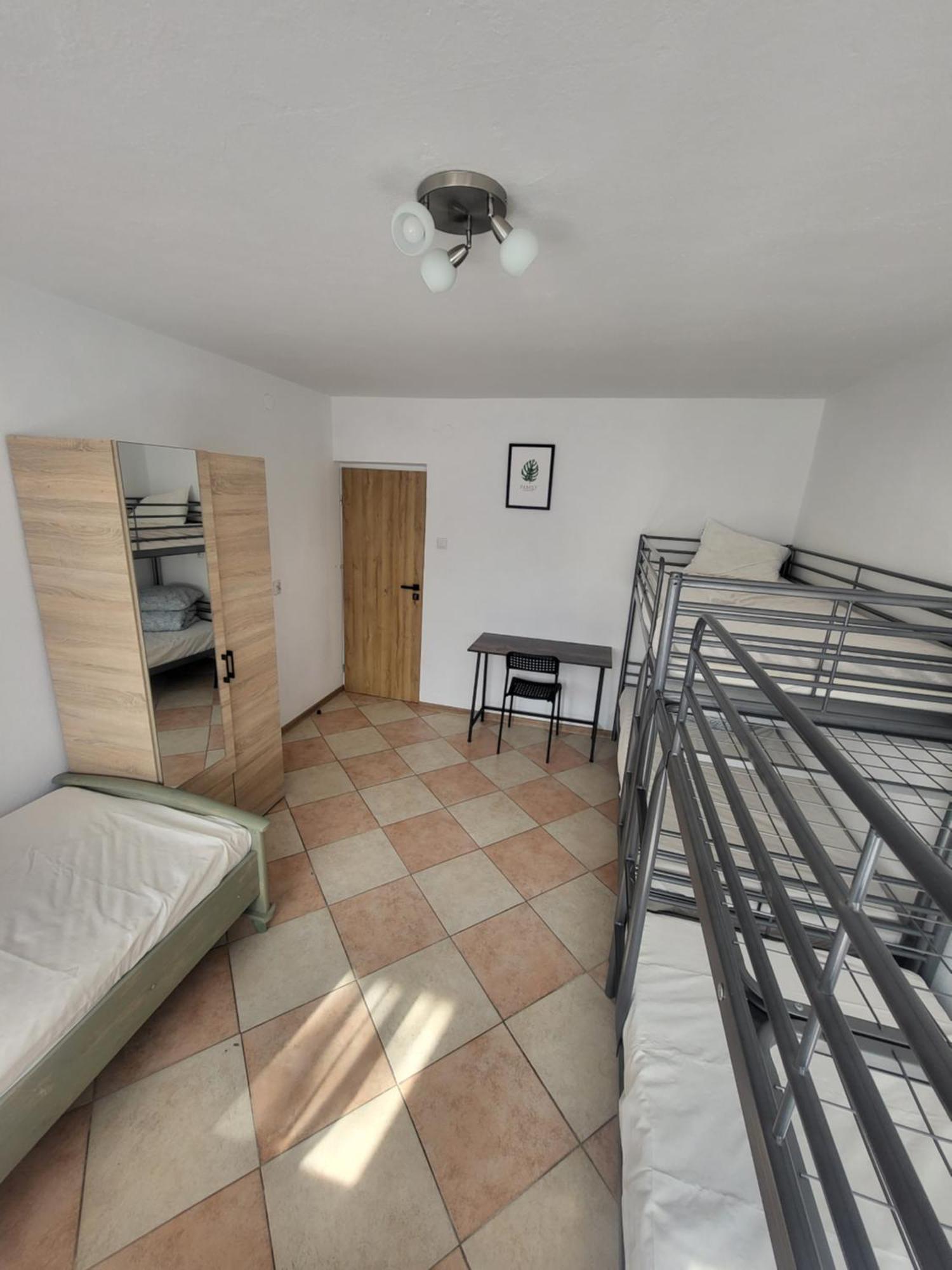Rooms4Rest Popularna - Private Rooms For Tourists - Atr Consulting Sp, Z O,O, Varşovia Exterior foto