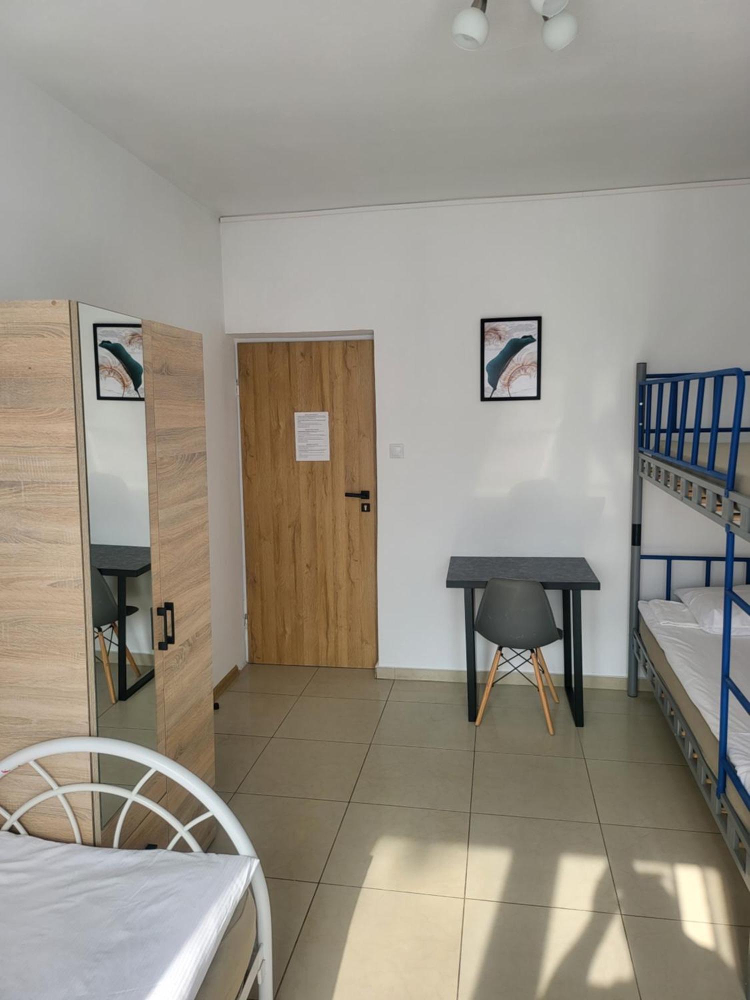Rooms4Rest Popularna - Private Rooms For Tourists - Atr Consulting Sp, Z O,O, Varşovia Exterior foto