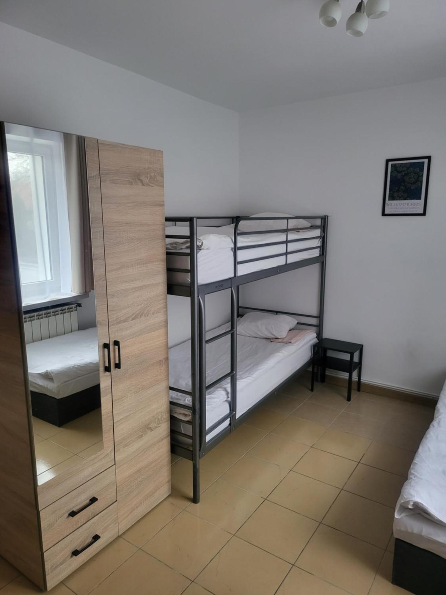 Rooms4Rest Popularna - Private Rooms For Tourists - Atr Consulting Sp, Z O,O, Varşovia Exterior foto
